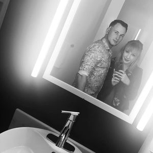 Meet your Posher, Correy